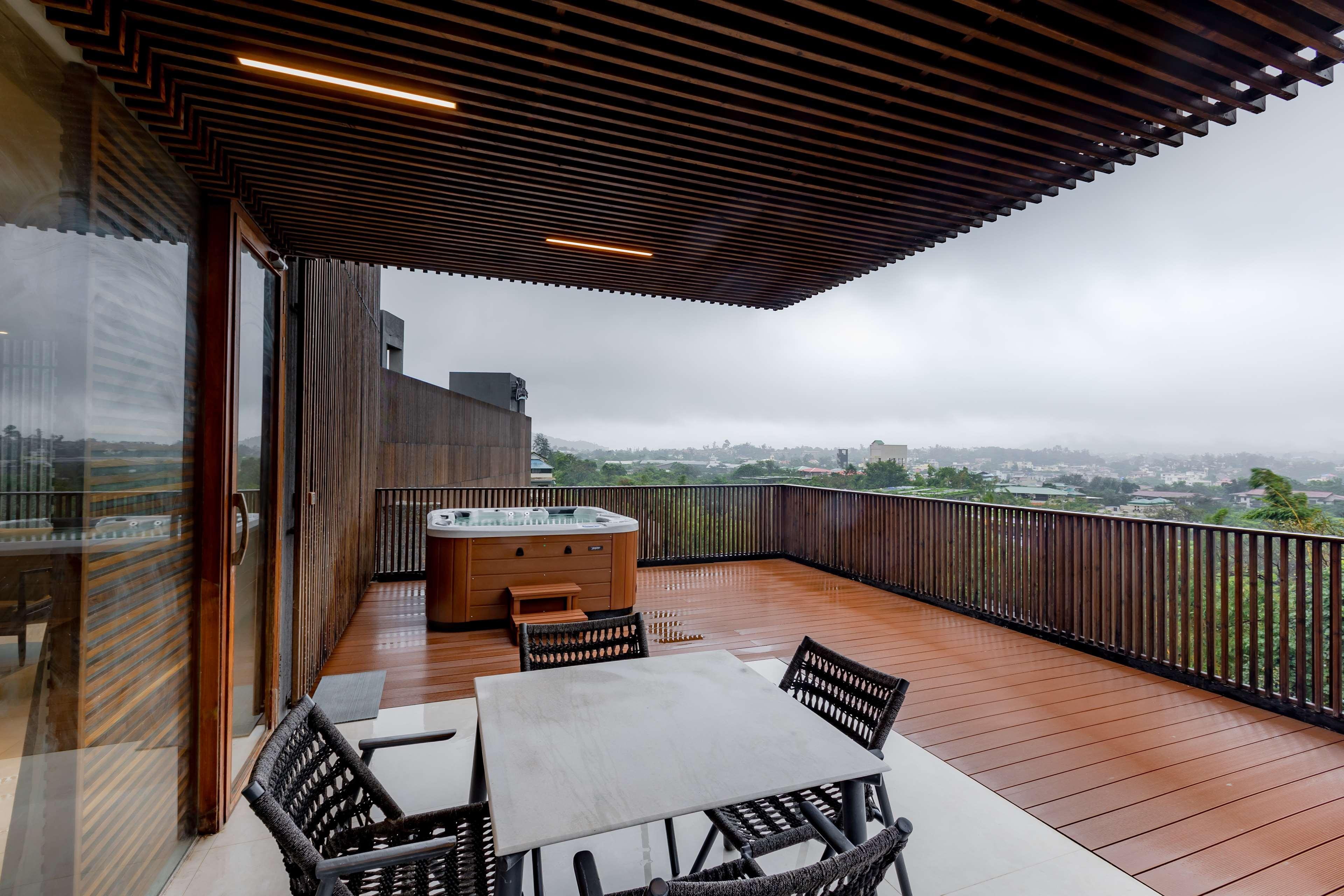 Radisson Resort And Spa Lonavala Extérieur photo A rooftop terrace