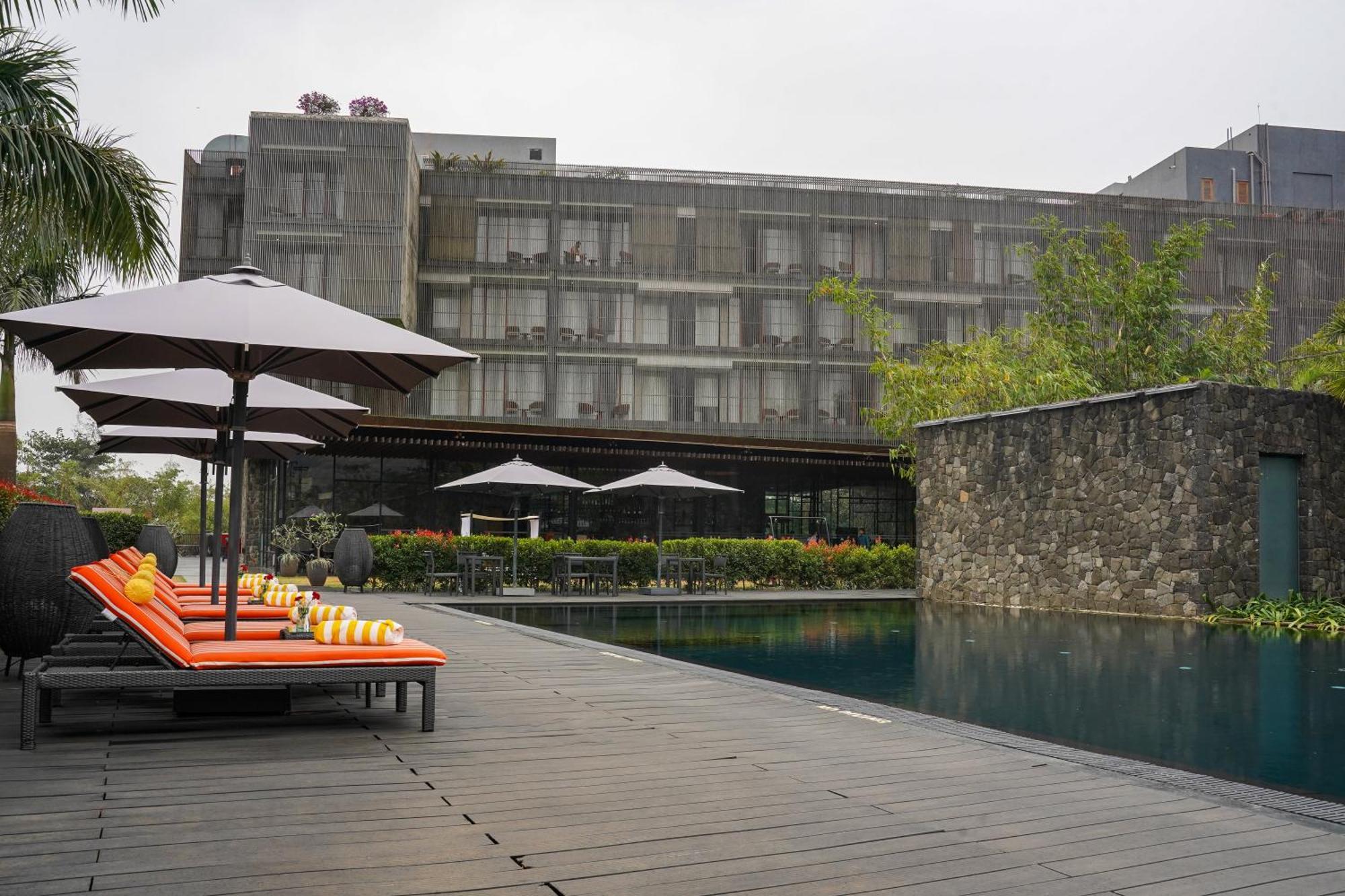 Radisson Resort And Spa Lonavala Extérieur photo The Park, Hyderabad