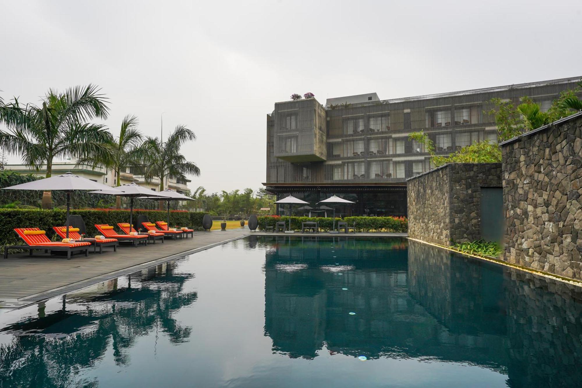 Radisson Resort And Spa Lonavala Extérieur photo The Park, New Delhi